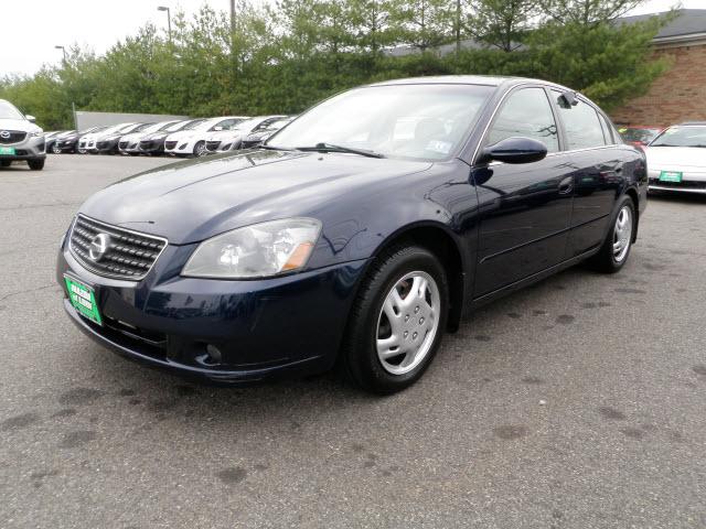 Photo of 2005 Nissan Altima
