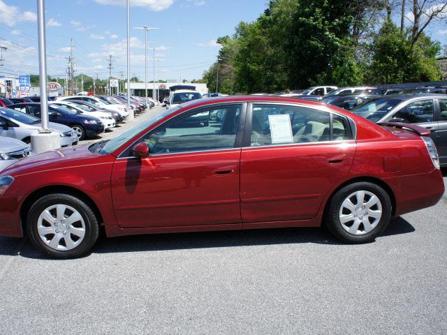 Photo of 2005 Nissan Altima