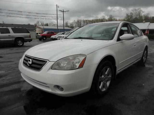 Photo of 2004 Nissan Altima