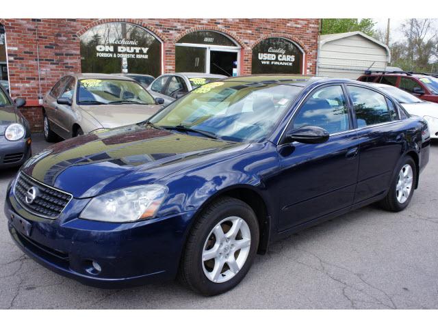 Photo of 2005 Nissan Altima