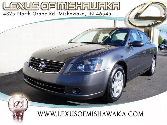 Photo of 2005 Nissan Altima