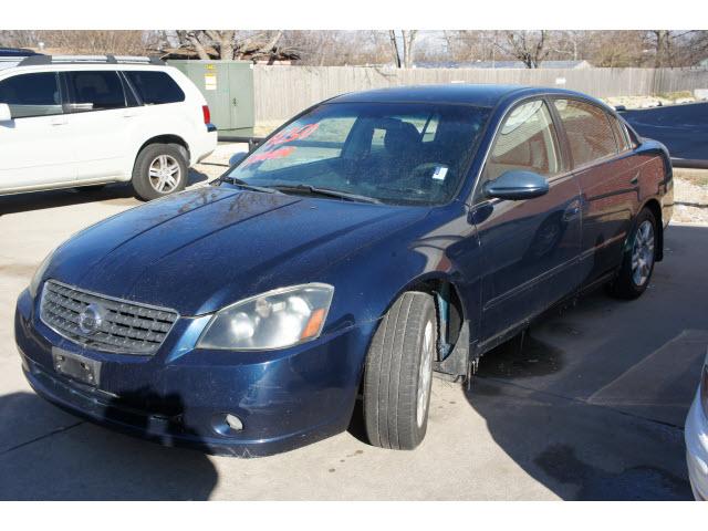 Photo of 2005 Nissan Altima