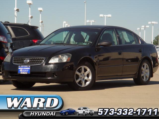 Photo of 2005 Nissan Altima