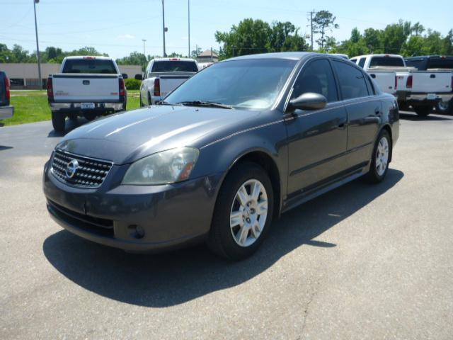 Photo of 2005 Nissan Altima