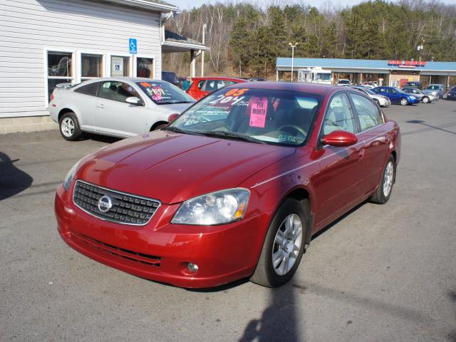 Photo of 2005 Nissan Altima