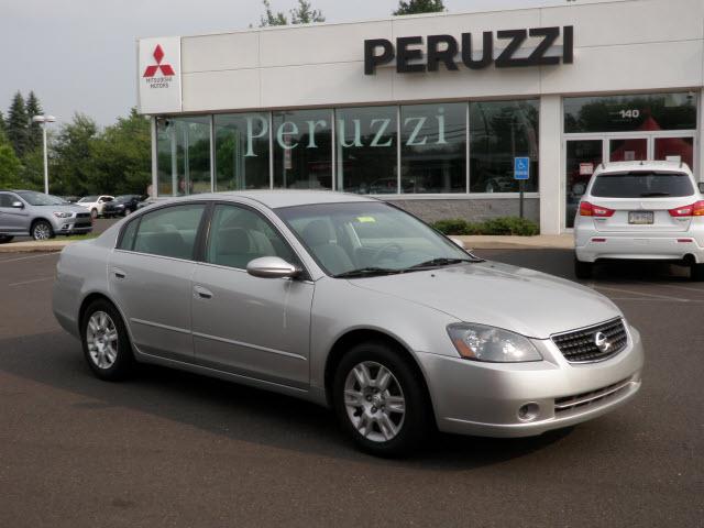 Photo of 2005 Nissan Altima