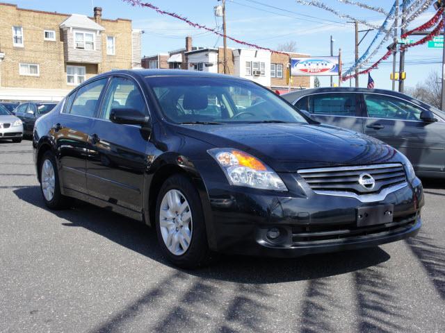 Photo of 2009 Nissan Altima