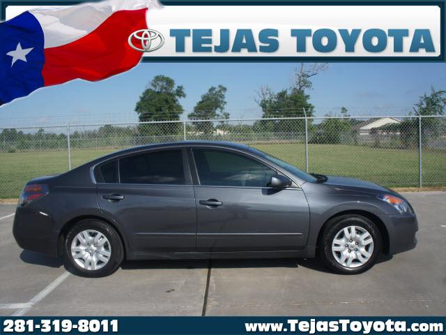 Photo of 2009 Nissan Altima