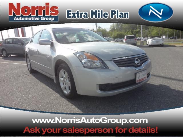 Photo of 2009 Nissan Altima
