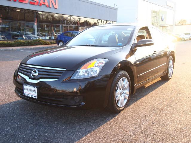 Photo of 2009 Nissan Altima