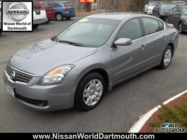Photo of 2009 Nissan Altima