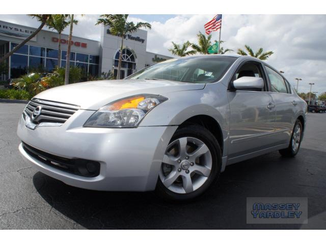 Photo of 2008 Nissan Altima