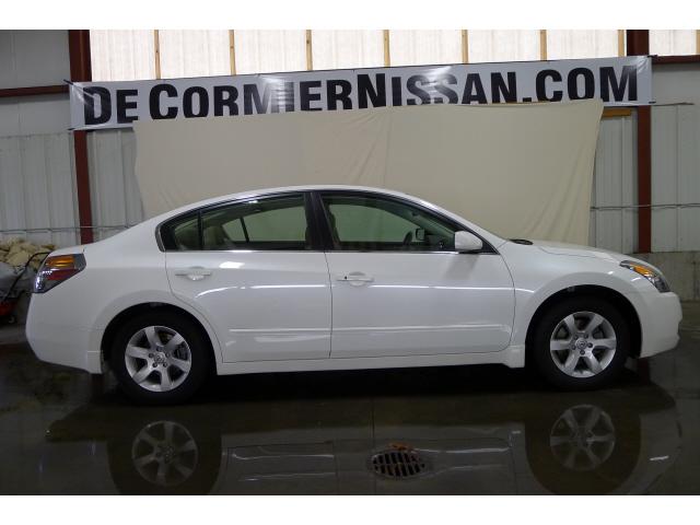 Photo of 2009 Nissan Altima