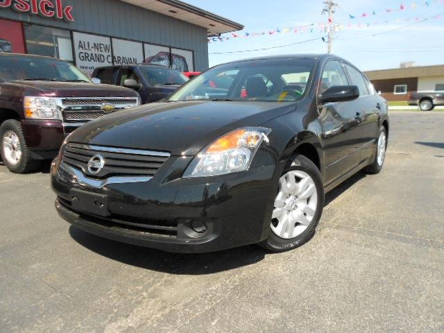 Photo of 2009 Nissan Altima