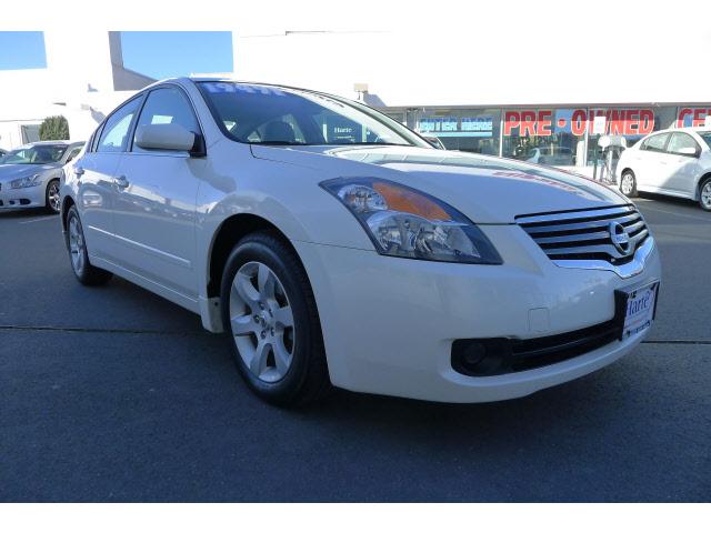 Photo of 2009 Nissan Altima