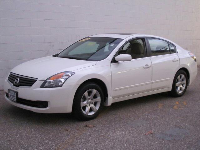 Photo of 2009 Nissan Altima