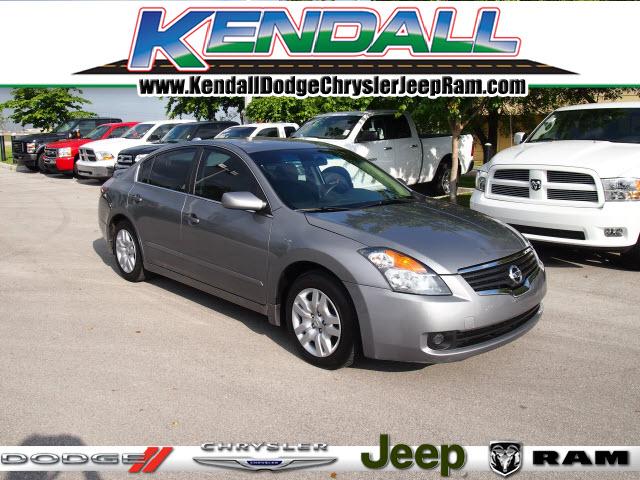 Photo of 2009 Nissan Altima