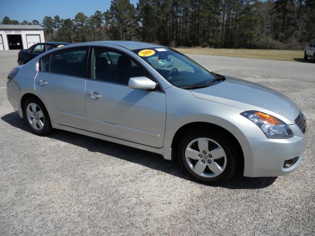 Photo of 2008 Nissan Altima