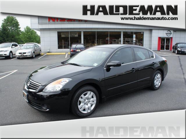 Photo of 2009 Nissan Altima
