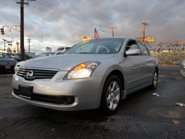 Photo of 2009 Nissan Altima