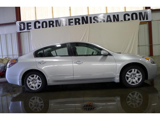 Photo of 2009 Nissan Altima