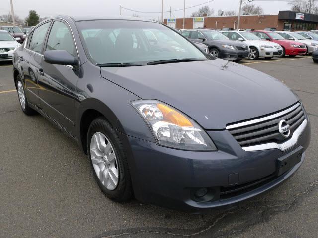 Photo of 2009 Nissan Altima