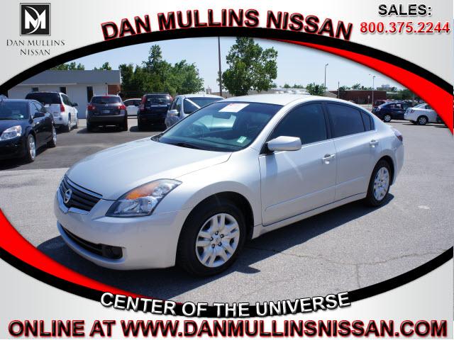 Photo of 2009 Nissan Altima