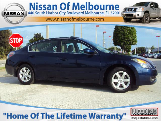 Photo of 2009 Nissan Altima