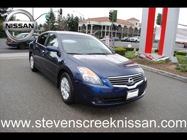 Photo of 2009 Nissan Altima