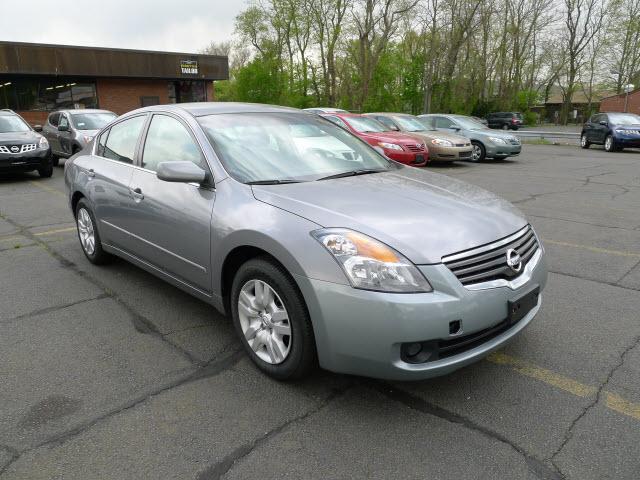 Photo of 2009 Nissan Altima