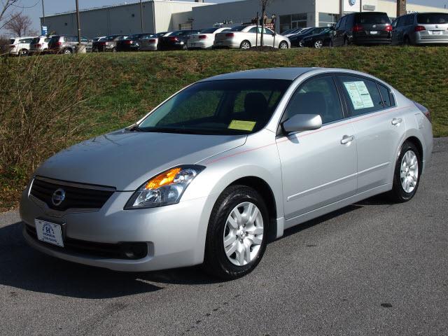 Photo of 2009 Nissan Altima