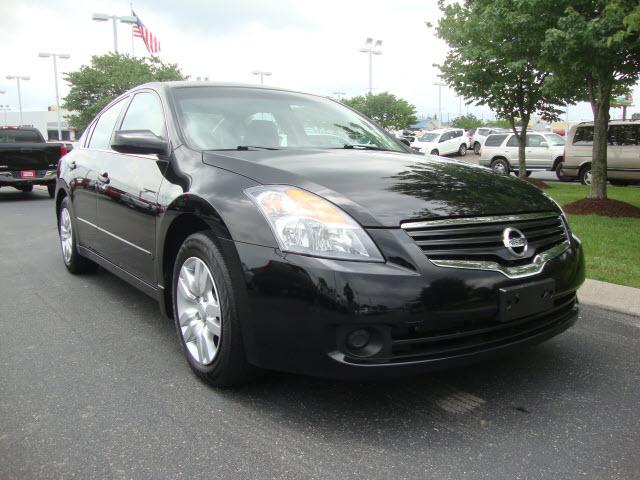 Photo of 2009 Nissan Altima