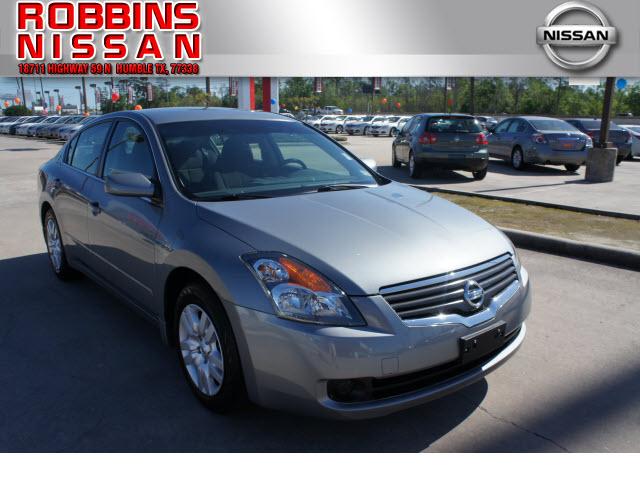 Photo of 2009 Nissan Altima