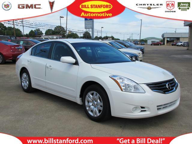 Photo of 2011 Nissan Altima