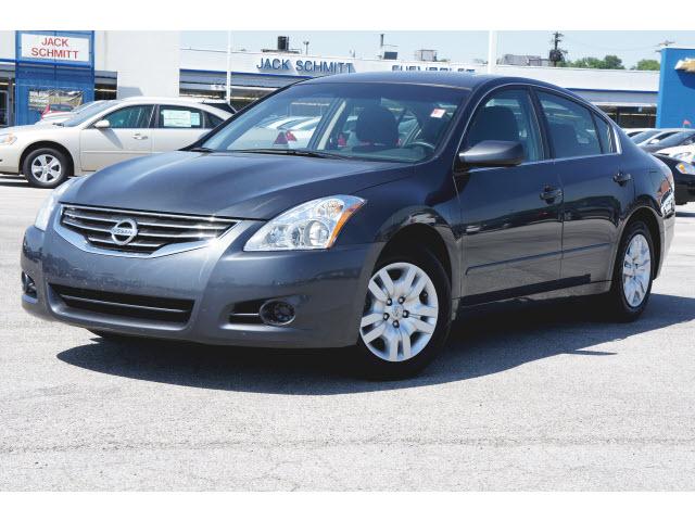 Photo of 2011 Nissan Altima