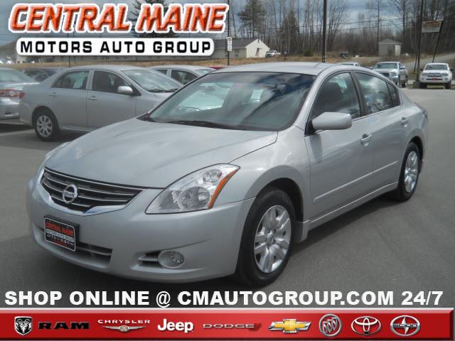 Photo of 2011 Nissan Altima