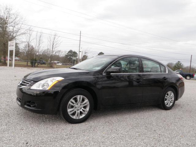 Photo of 2011 Nissan Altima