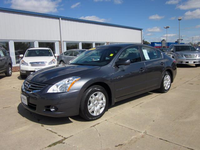 Photo of 2011 Nissan Altima