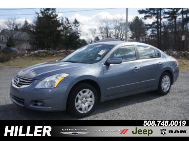 Photo of 2011 Nissan Altima