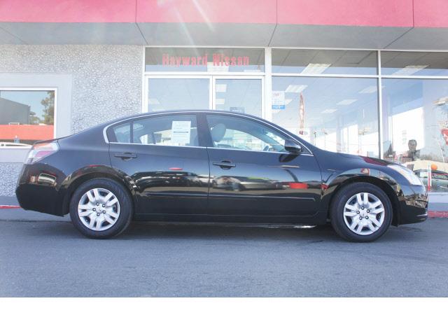 Photo of 2010 Nissan Altima
