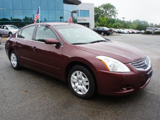 Photo of 2010 Nissan Altima