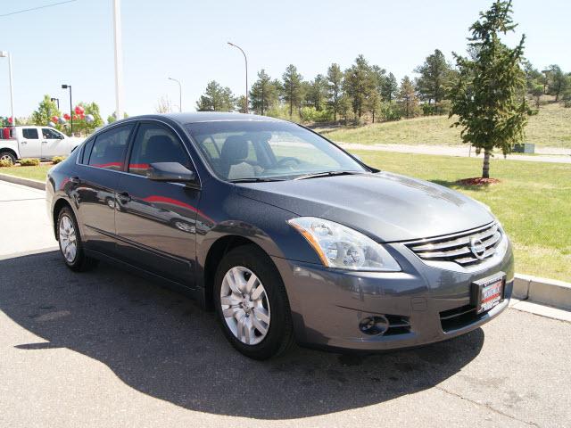 Photo of 2011 Nissan Altima