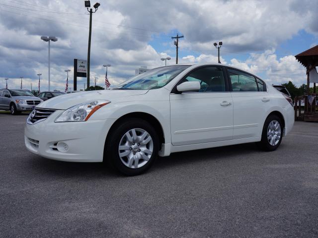 Photo of 2010 Nissan Altima