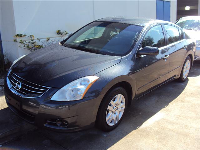 Photo of 2011 Nissan Altima