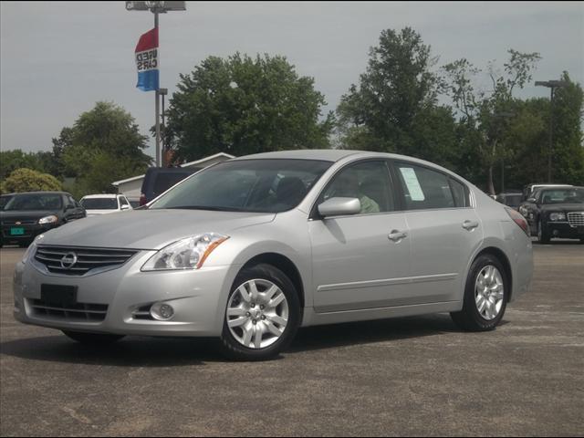 Photo of 2011 Nissan Altima