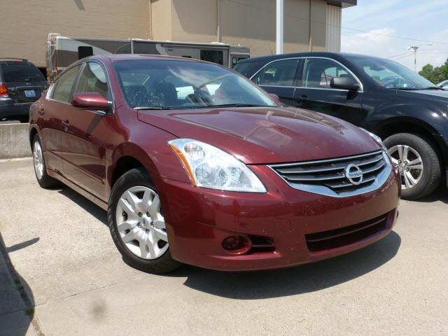Photo of 2011 Nissan Altima
