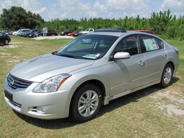 Photo of 2012 Nissan Altima