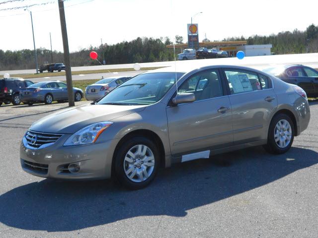 Photo of 2012 Nissan Altima
