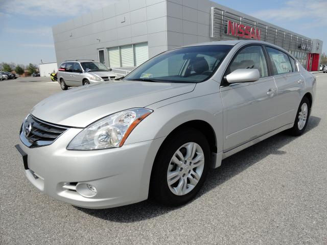 Photo of 2012 Nissan Altima