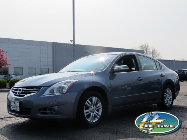Photo of 2010 Nissan Altima